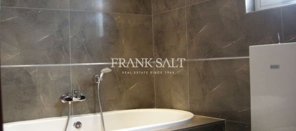 4 bedrooms Bungalow in Saint Paul's Bay, Malta No. 10692 7