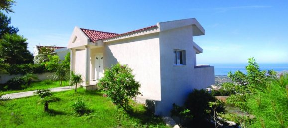 3 bedrooms Villa in Paphos, Cyprus No. 1665 4
