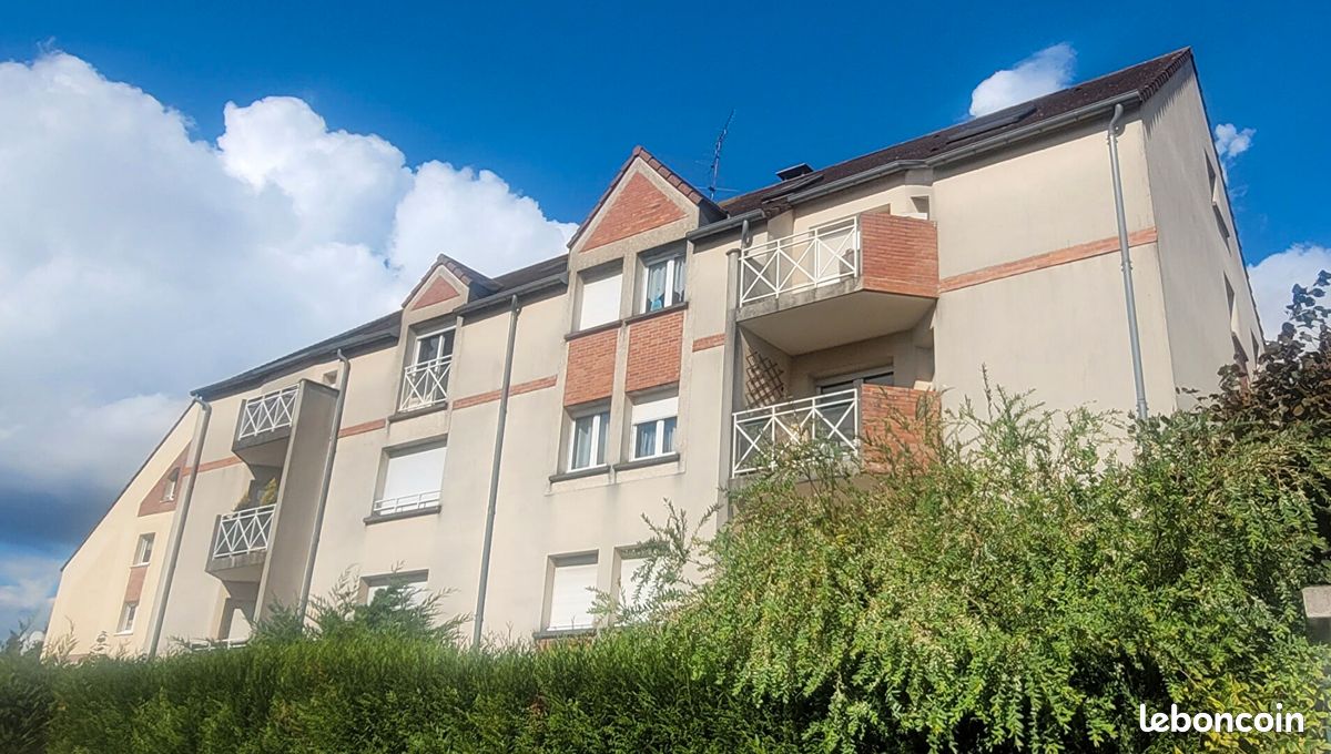 Квартира с 2 спальнями в Шамбли, Франция № 38529