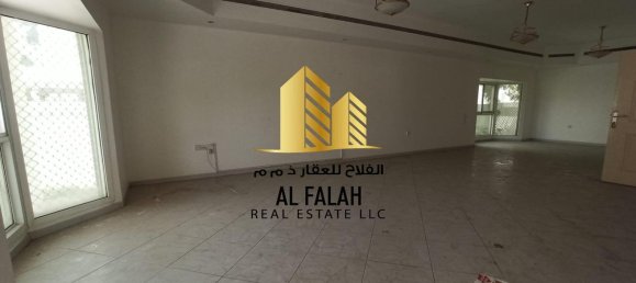 4 bedrooms Villa in Al Heerah, UAE No. 30005 3