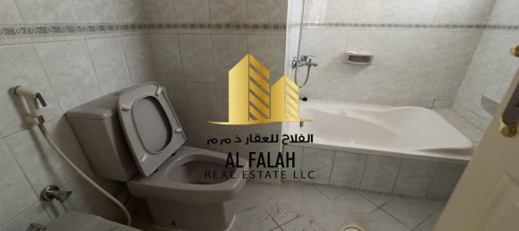 4 bedrooms Villa in Al Heerah, UAE No. 30005 6