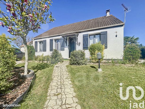 5 chambres Maison à Pontault-Combault, France No. 282149