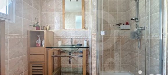 5 chambres Maison à Pontault-Combault, France No. 282149 9