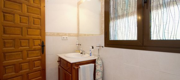 4 Schlafzimmer Haus in Coin, Spain, Nr. 137926 24
