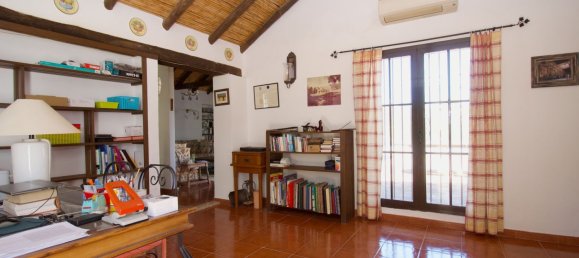 4 Schlafzimmer Haus in Coin, Spain, Nr. 137926 40