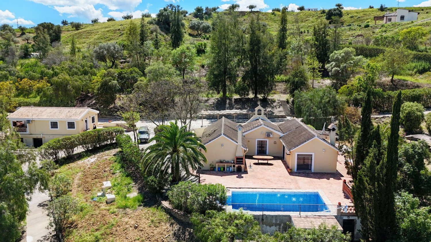 4 Schlafzimmer Haus in Coin, Spain, Nr. 137926
