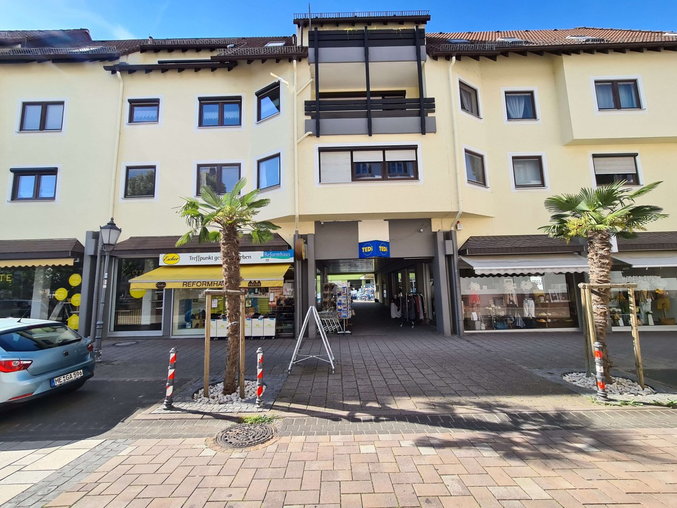 105m² Commercial property in Bad Bergzabern, Germany No. 15771
