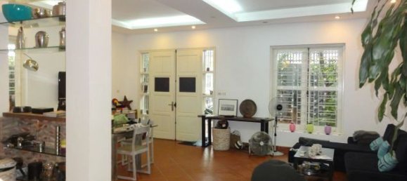 4 bedrooms House in Tay Ho, Vietnam No. 4384 6