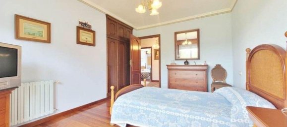 7 Schlafzimmer Haus in Bergondo, Spain, Nr. 55689 25