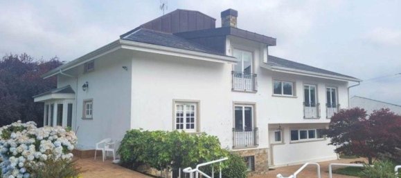 7 Schlafzimmer Haus in Bergondo, Spain, Nr. 55689 12