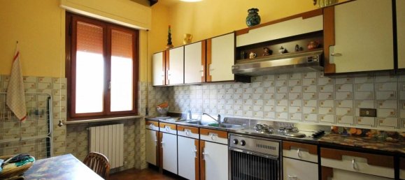 5 rooms Villa in Capannori, Italy No. 298972 15