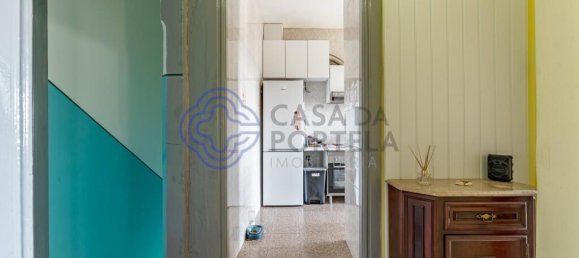 605m² Building in Porto, Portugal No. 51785 6