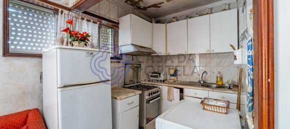 605m² Building in Porto, Portugal No. 51785 3