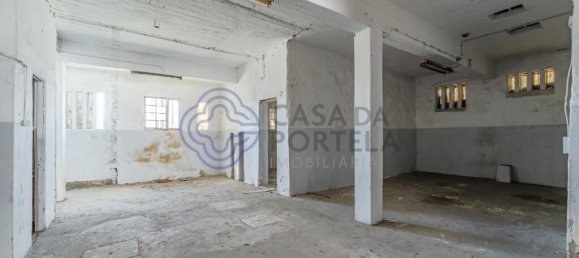 605m² Building in Porto, Portugal No. 51785 40