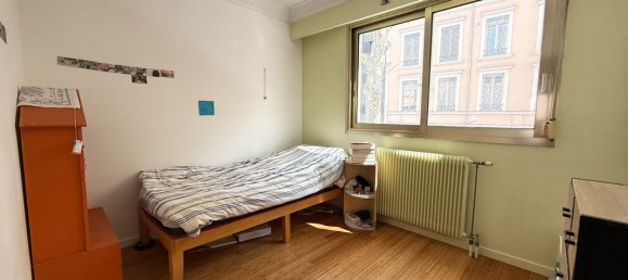 Apartamento de 3 dormitorios en Lyon, France No. 343511 10