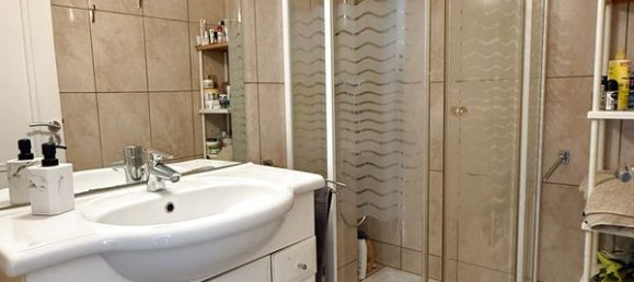 Apartamento de 3 dormitorios en Lyon, France No. 343511 12