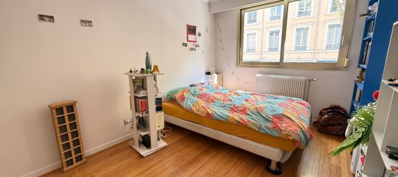 Apartamento de 3 dormitorios en Lyon, France No. 343511 9
