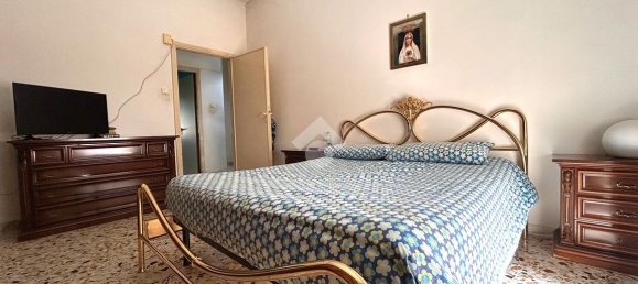3 rooms Apartment in Latina, Italy No. 15263 12