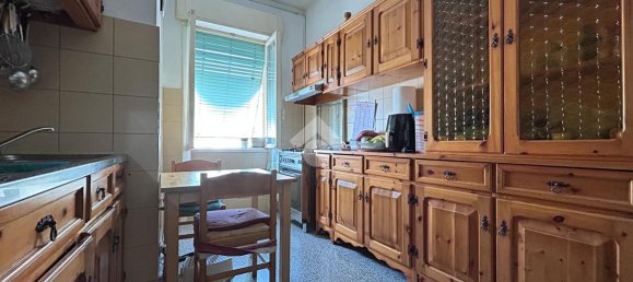 3 rooms Apartment in Latina, Italy No. 15263 5