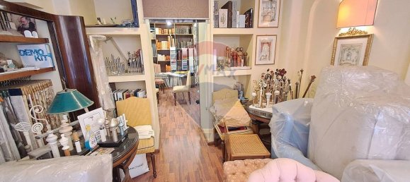 Propiedad comercial de 4 dormitorios en Catania, Italy No. 52930 5