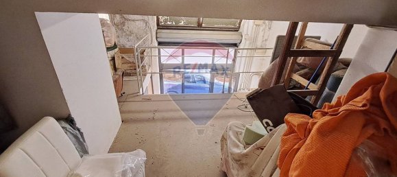 Propiedad comercial de 4 dormitorios en Catania, Italy No. 52930 32