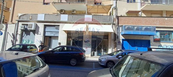 Propiedad comercial de 4 dormitorios en Catania, Italy No. 52930 21