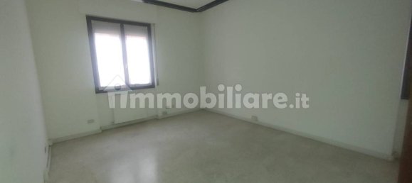 130m² Office in Varese, Italy No. 149904 8