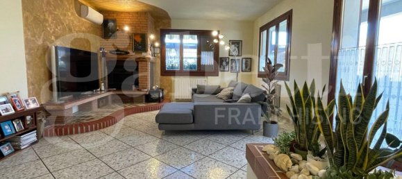5 rooms Villa in Monte San Pietro, Italy No. 38604 8