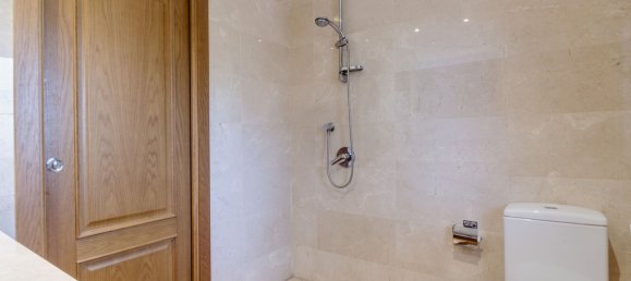 Вилла с 4 спальнями в Марбелья, Испания № 140331 40