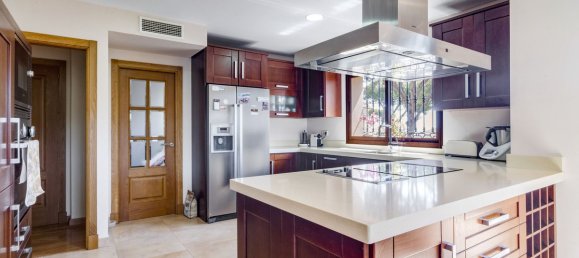 Вилла с 4 спальнями в Марбелья, Испания № 140331 16