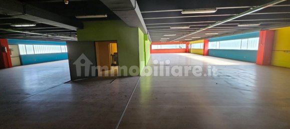 5 rooms Commercial property in Gorlago, Italy No. 351956 8