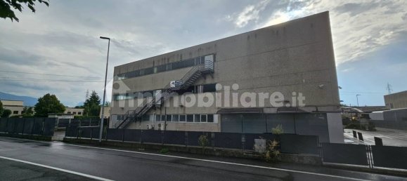 5 rooms Commercial property in Gorlago, Italy No. 351956 13