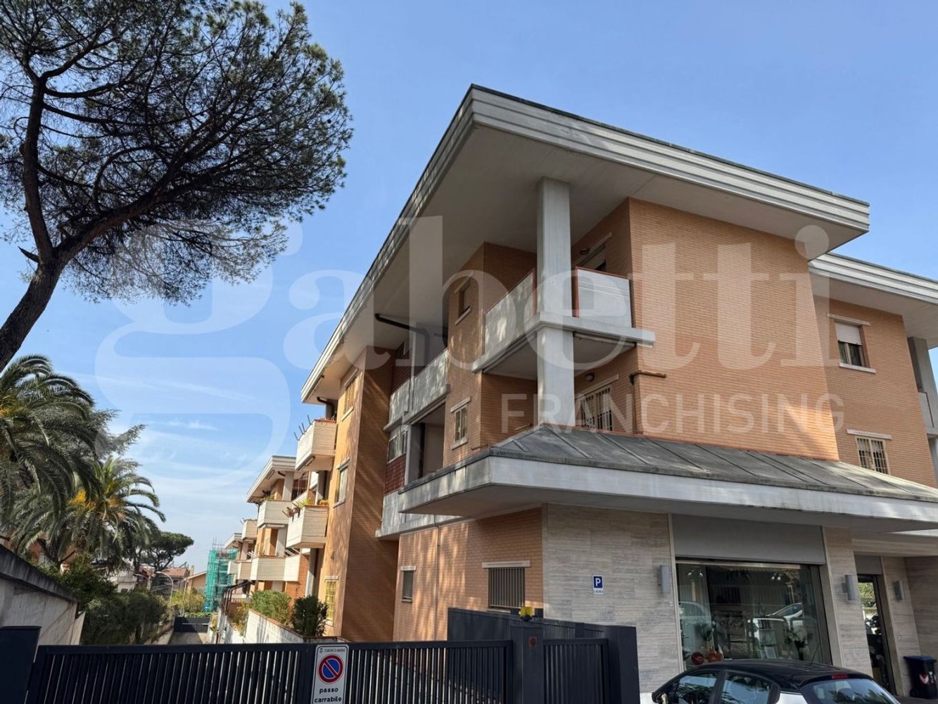 2-Zimmer Wohnung in Marino, Italy, Nr. 113275