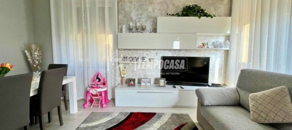 2 bedrooms Apartment in Casatenovo, Italy No. 327075 15