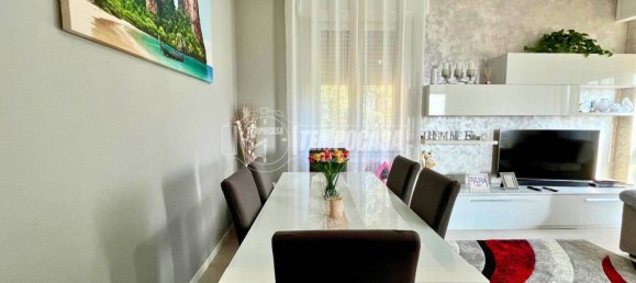 2 bedrooms Apartment in Casatenovo, Italy No. 327075 16