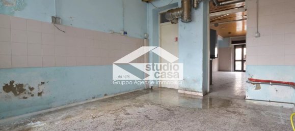 4 rooms House in Offanengo, Italy No. 210216 7