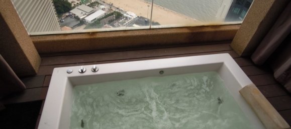 2 bedrooms Condo in Pattaya, Thailand No. 64169 8