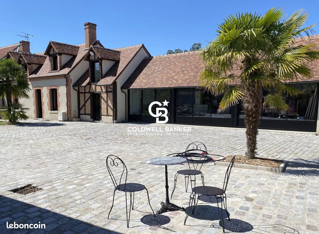 11 rooms Castles in Courmemin, France No. 329986