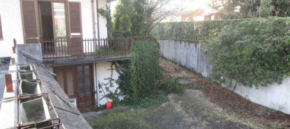 5غرفة شقة في Burago di Molgora, Italy رقم 5306 4