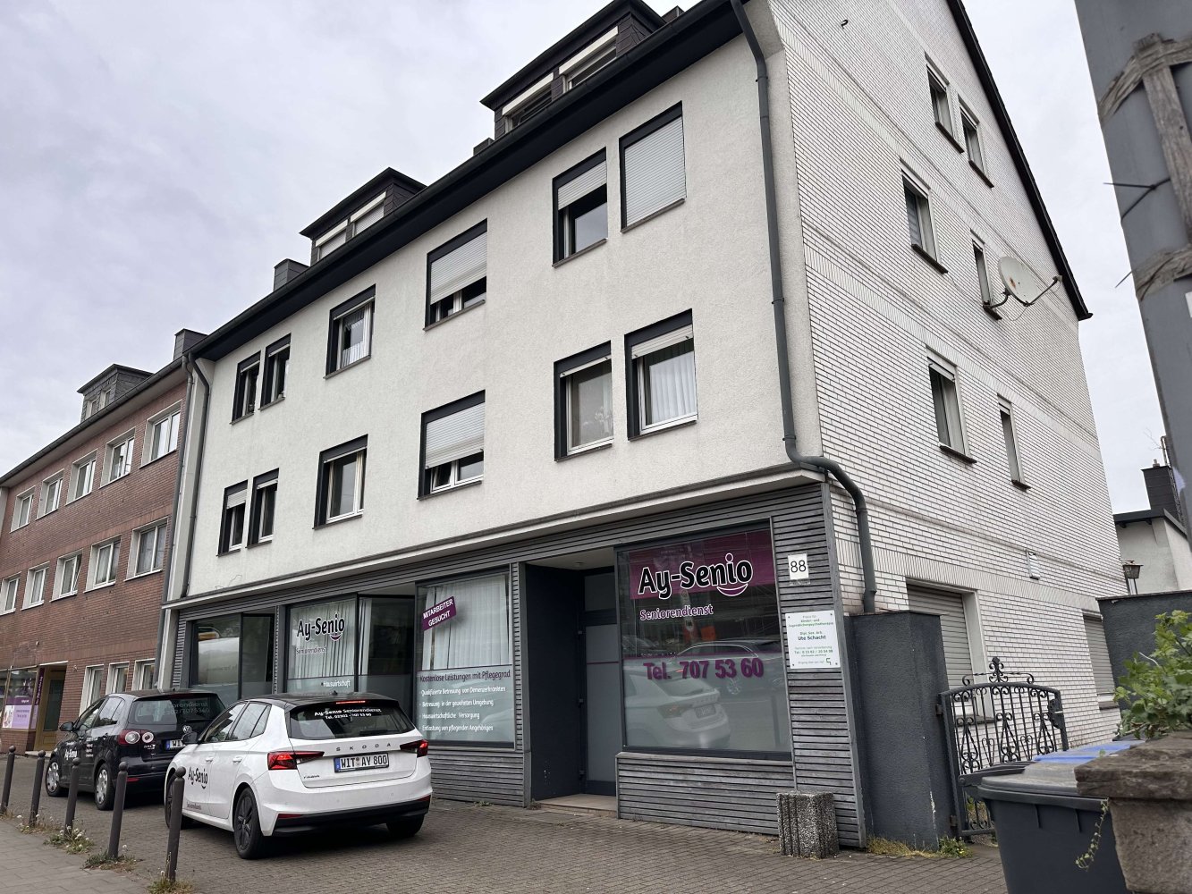682m² Building in Ennepe-Ruhr, Germany No. 310192