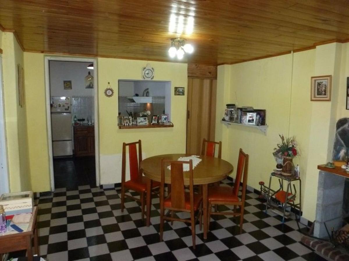 Casa de 2 dormitorios en Mar del Plata, Argentina No. 83518