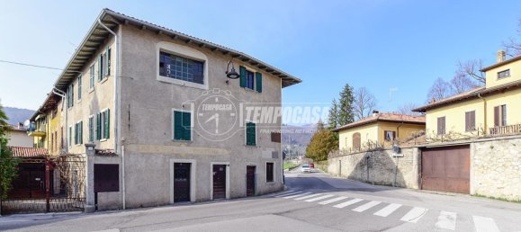 6 غرف نوم منزل في Erba, Italy رقم 361979 4