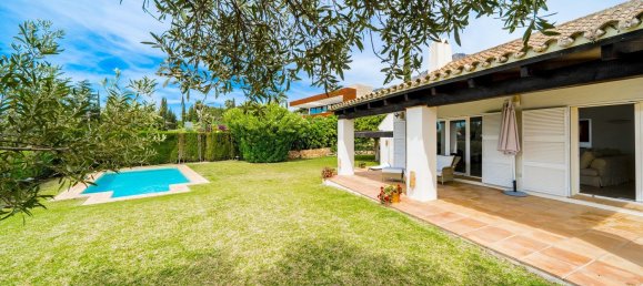 4 bedrooms Villa in Marbella, Spain No. 10059 4