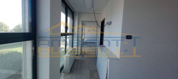 1-Zimmer Büro in Merate, Italy, Nr. 174796 11