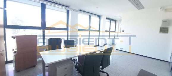 1-Zimmer Büro in Merate, Italy, Nr. 174796 4
