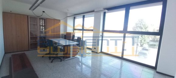 1-Zimmer Büro in Merate, Italy, Nr. 174796 5