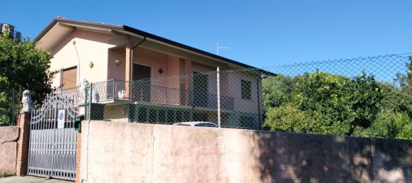 Casa de 8 habitaciónes en Massarosa, Italy No. 145603 34