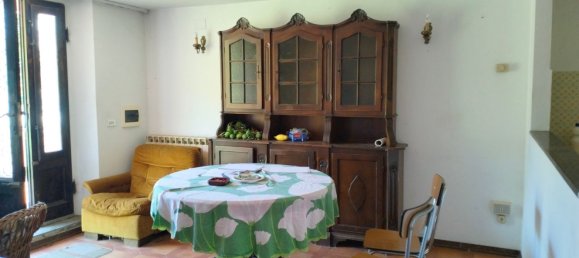 Casa de 8 habitaciónes en Massarosa, Italy No. 145603 11