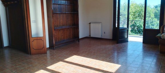 Casa de 8 habitaciónes en Massarosa, Italy No. 145603 16