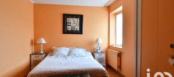 4 bedrooms House in Saint-Claude-de-Diray, France No. 84139 8